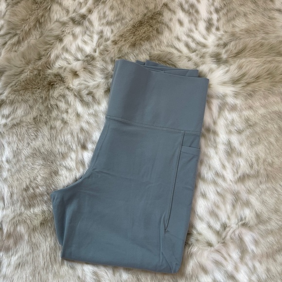 NWOT Athleta Sage Green Leggings - Picture 13 of 13